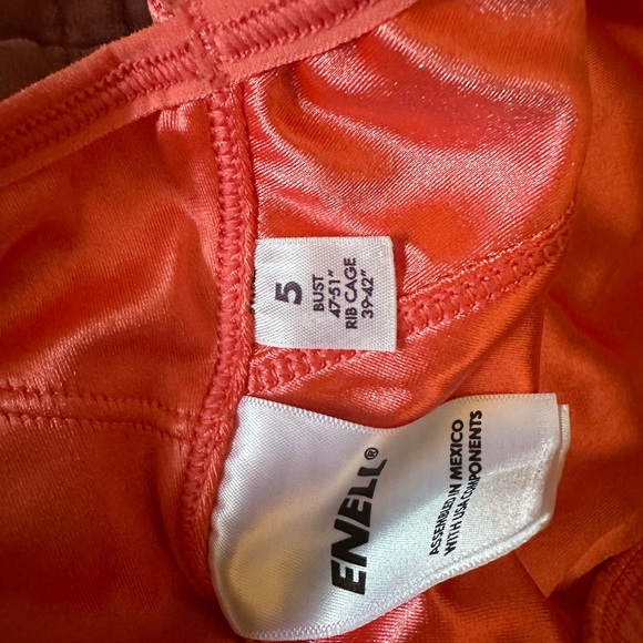 Enell sports bra high impact size 5 - Picture 2 of 2